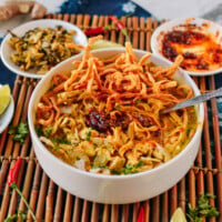 Bowl of Chicken Khao Soi, bmeteor.aiodimecu.cf