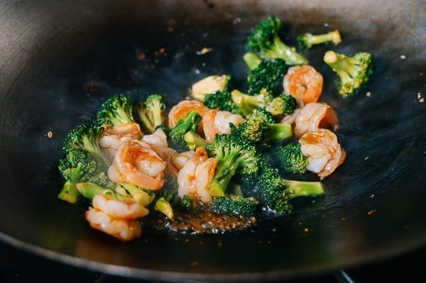 Shrimp and Broccoli in wok, bmeteor.aiodimecu.cf