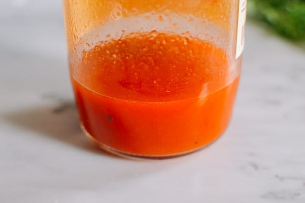 Cleaning out tomato sauce jar with water, bmeteor.aiodimecu.cf