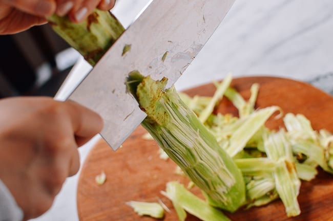 Peeling celtuce, bmeteor.aiodimecu.cf