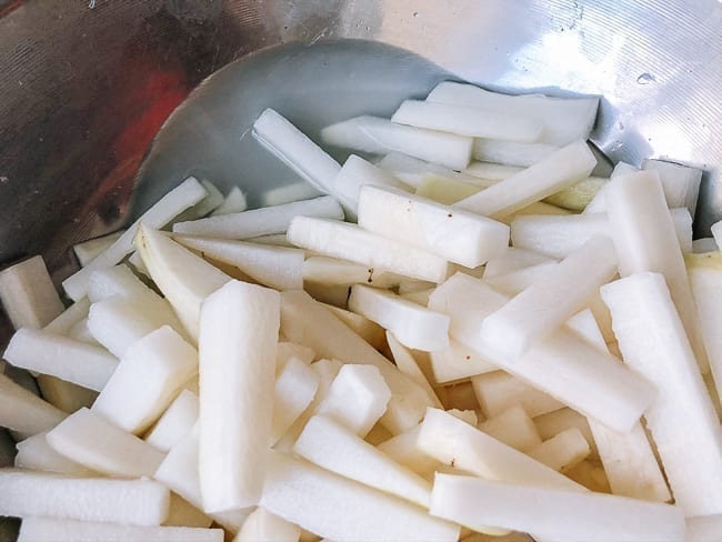 Water coming out of salted daikon, bmeteor.aiodimecu.cf