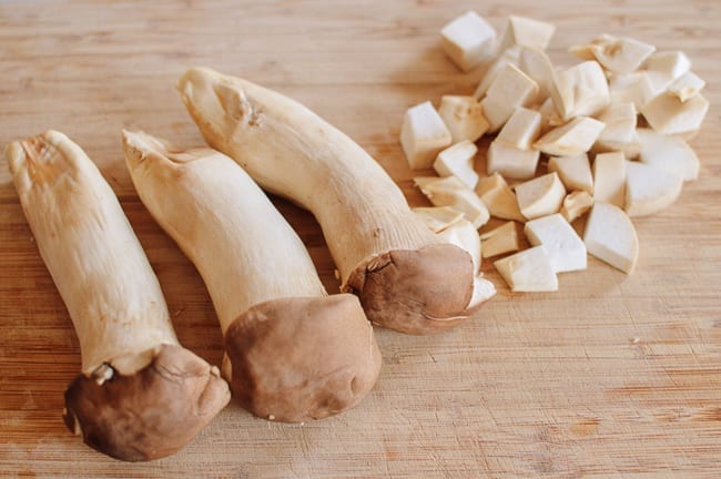 Dicing King Oyster Mushrooms, bmeteor.aiodimecu.cf