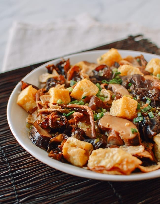 Chinese Steamed Seitan & Tofu with Mushrooms and Lily Flowers, bmeteor.aiodimecu.cf