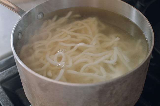Boiling udon noodles, bmeteor.aiodimecu.cf