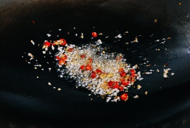Ginger, garlic, and chilies, bmeteor.aiodimecu.cf