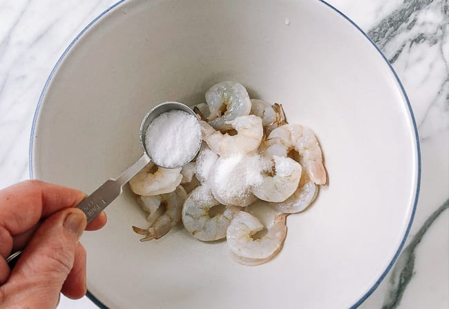 Adding marinade ingredients to shrimp, bmeteor.aiodimecu.cf