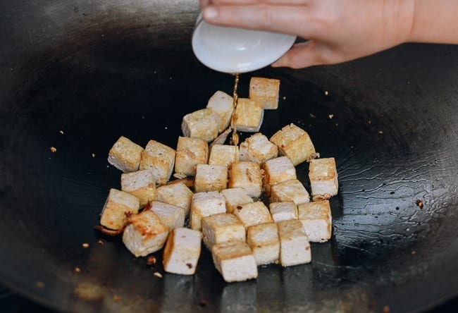 Adding Shaoxing wine to tofu, bmeteor.aiodimecu.cf