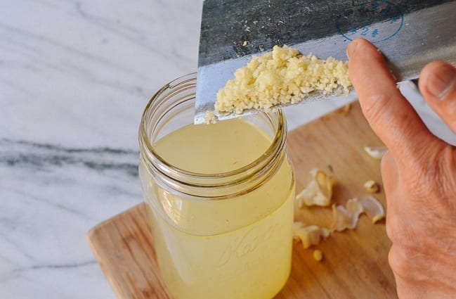 Adding garlic to stir-fry sauce, bmeteor.aiodimecu.cf