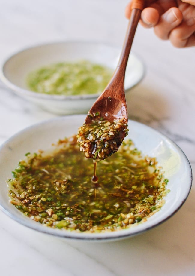 Adding soy sauce to ginger scallion oil, bmeteor.aiodimecu.cf