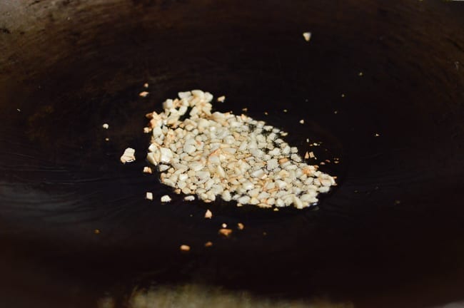 Frying garlic in oil, bmeteor.aiodimecu.cf