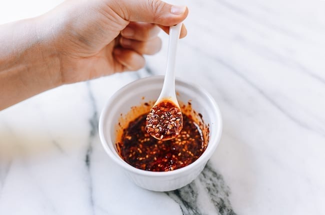 Chili Oil with sesame seeds, bmeteor.aiodimecu.cf