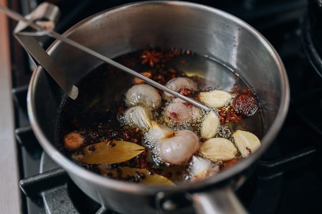Infusing oil to make chili oil, bmeteor.aiodimecu.cf