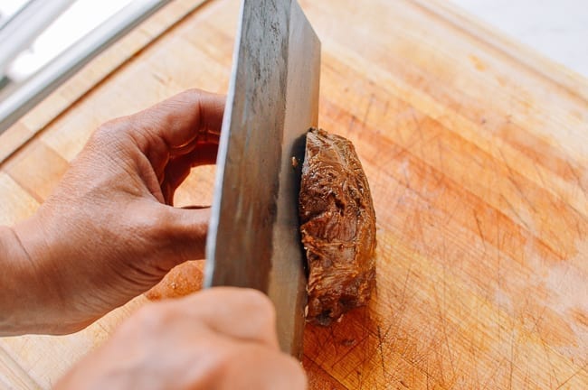 Slicing beef shank in half lengthwise, bmeteor.aiodimecu.cf