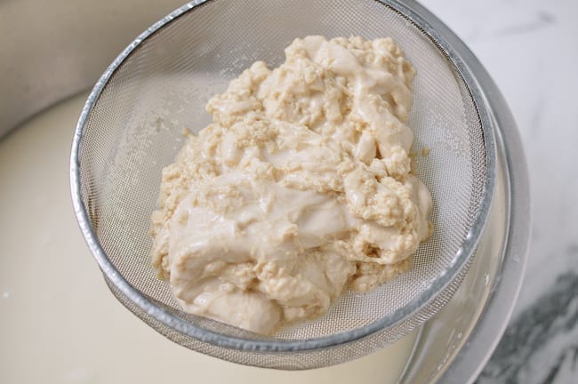 Pouring dough through fine-meshed strainer, bmeteor.aiodimecu.cf