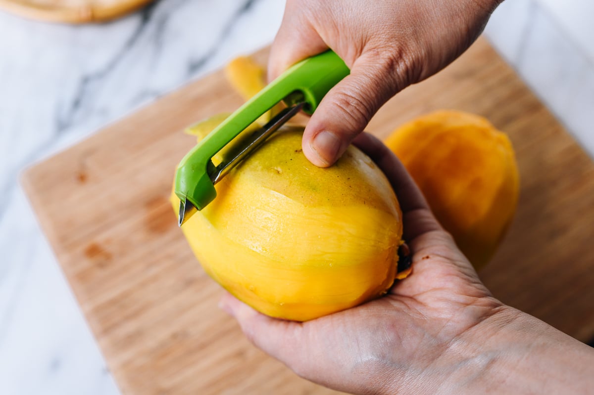 Peeling mango, bmeteor.aiodimecu.cf