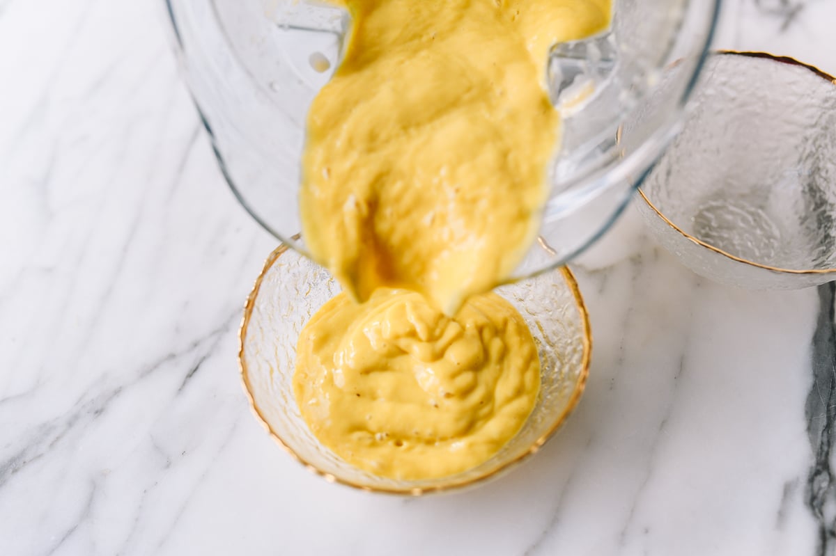 Blended mango mixture in bowl, bmeteor.aiodimecu.cf