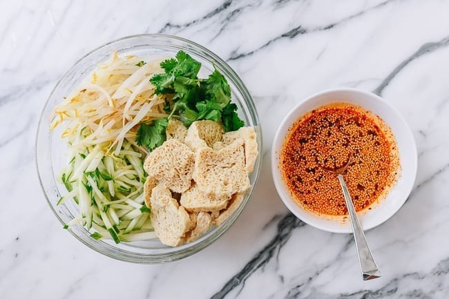Liangpi noodles, mix-ins, and sauce, bmeteor.aiodimecu.cf