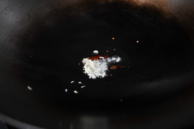 Garlic and chili in oil, bmeteor.aiodimecu.cf