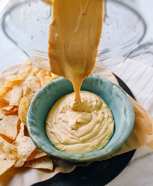 Transferring vegan queso from blender to bowl, bmeteor.aiodimecu.cf