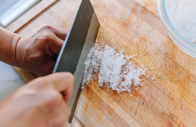 Chopping mung bean noodles, bmeteor.aiodimecu.cf