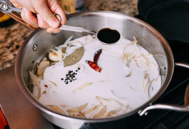 Adding soy sauce and aromatics to Filipino adobo sauce, bmeteor.aiodimecu.cf