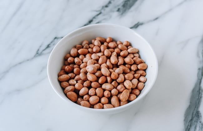 Bowl of peanuts with skin still on, bmeteor.aiodimecu.cf