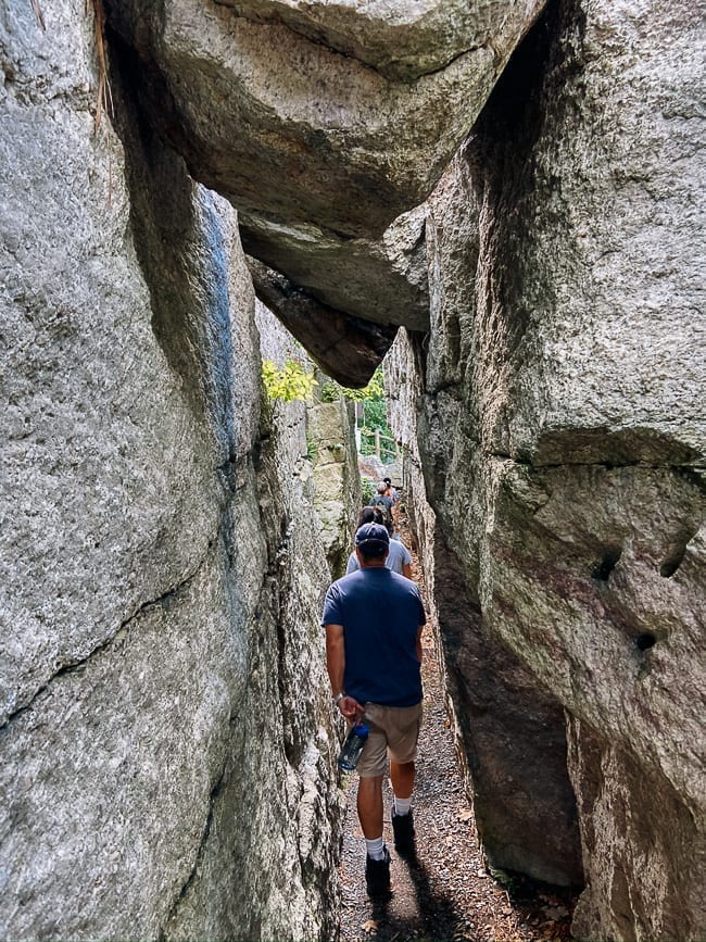 Walking to Mohonk Mountain House Trailheads, bmeteor.aiodimecu.cf