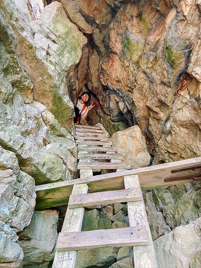 Kaitlin at top of ladder at lemon squeeze, bmeteor.aiodimecu.cf