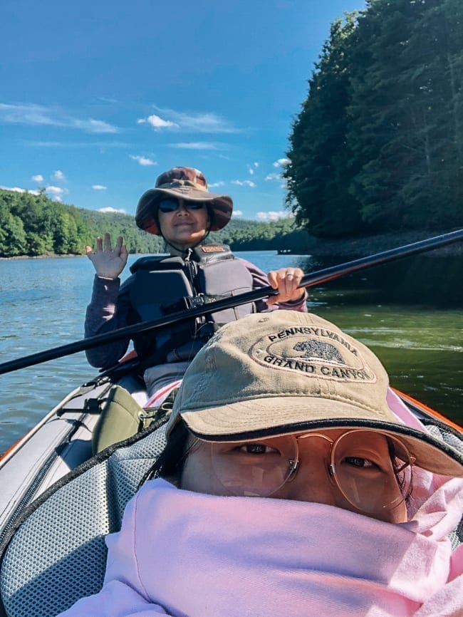 Kaitlin and Judy Kayaking on a reservoir, bmeteor.aiodimecu.cf