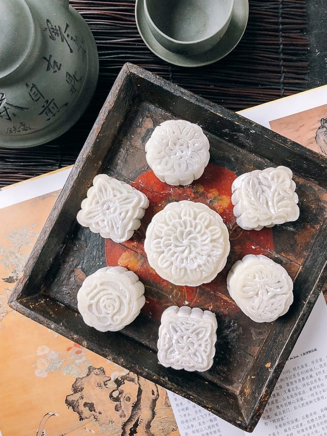 Snow Skin Mooncakes in different shapes, bmeteor.aiodimecu.cf