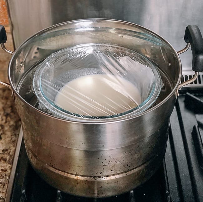 Covered bowl of mooncake dough in steamer, bmeteor.aiodimecu.cf