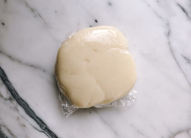 Snow skin mooncake dough disc wrapped in plastic, bmeteor.aiodimecu.cf