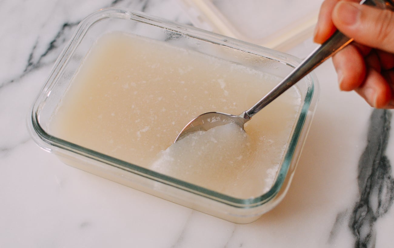 Spoon cutting into jellied aspic, bmeteor.aiodimecu.cf