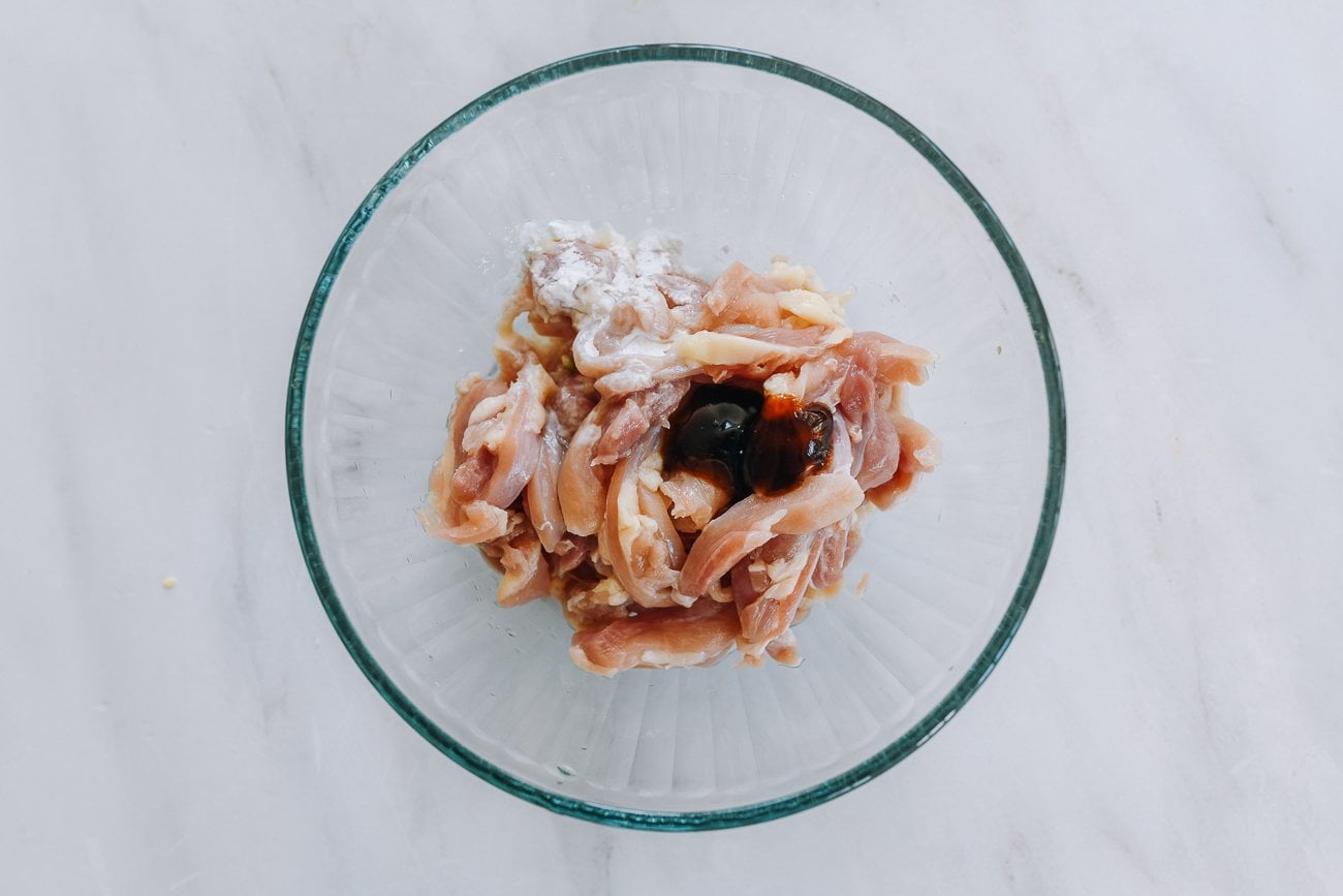 chicken slices with marinade ingredients