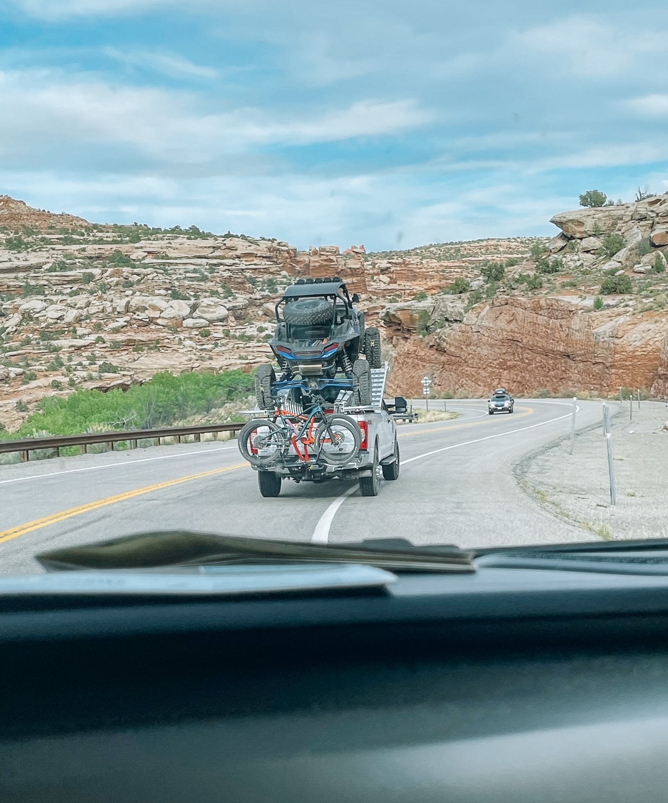 Rig driving in Moab